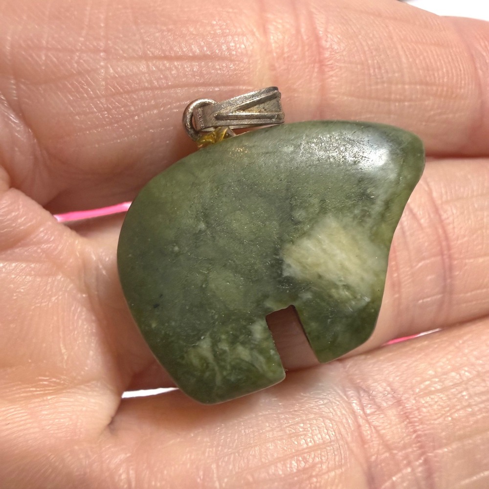 Vintage Green Stone Bear Pendant Carved Fetish Charm Nephrite Jade? 1.5"